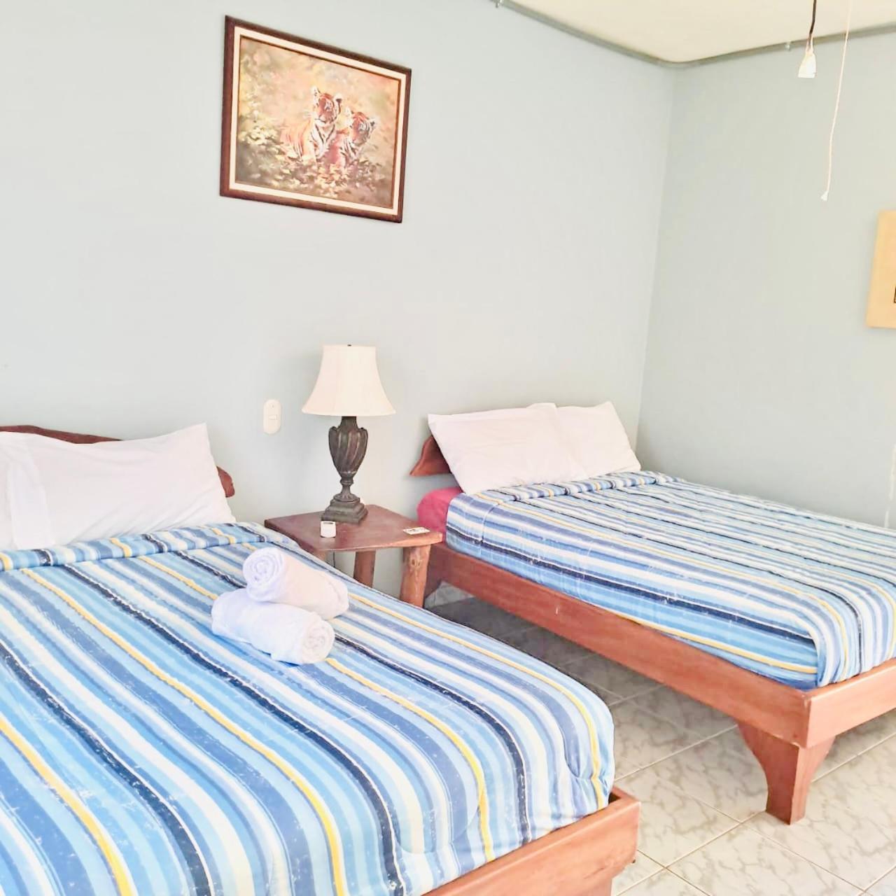 Hotel Georgi Cr Veintisiete de Abril Zewnętrze zdjęcie